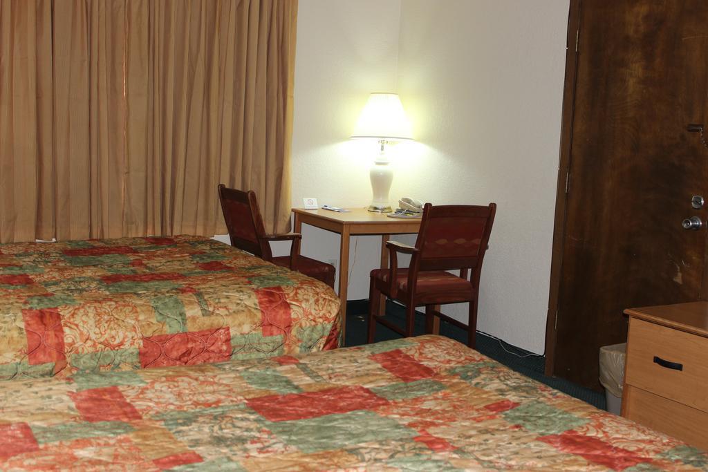 Americas Best Value Inn גרנד פורקס מראה חיצוני תמונה