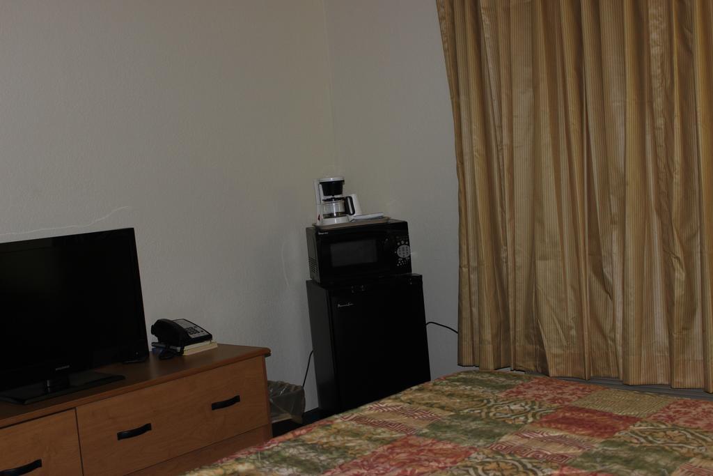 Americas Best Value Inn גרנד פורקס מראה חיצוני תמונה