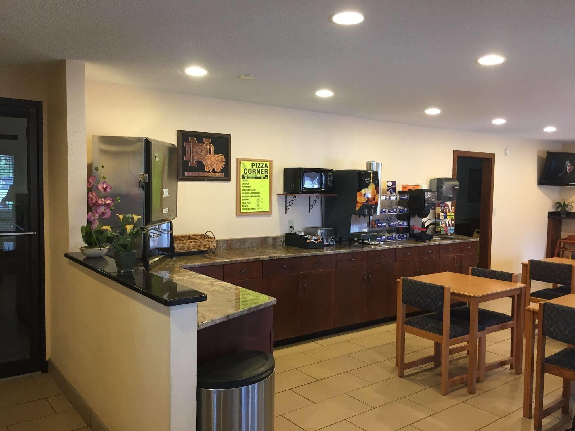 Americas Best Value Inn גרנד פורקס מראה חיצוני תמונה