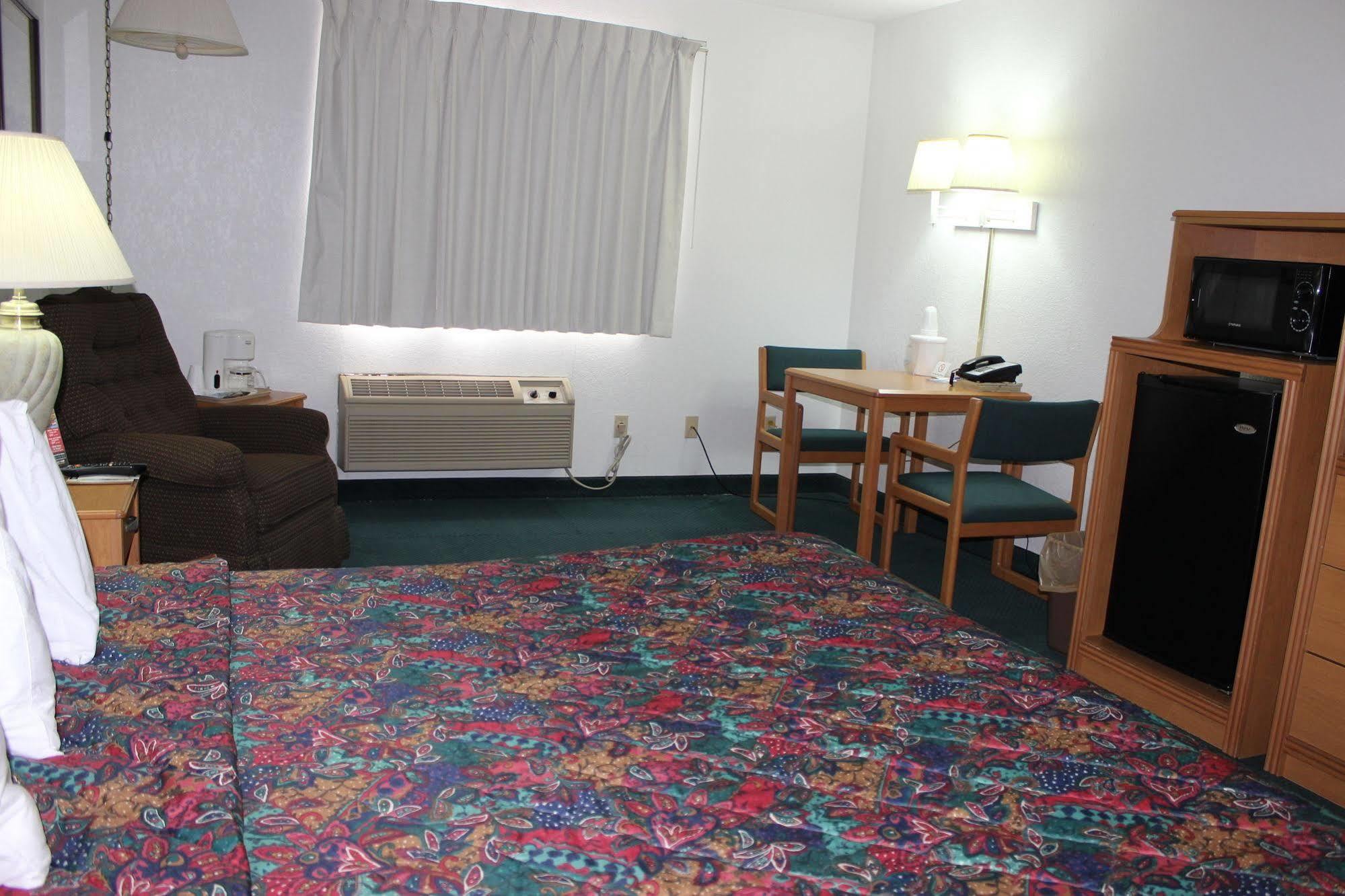 Americas Best Value Inn גרנד פורקס מראה חיצוני תמונה